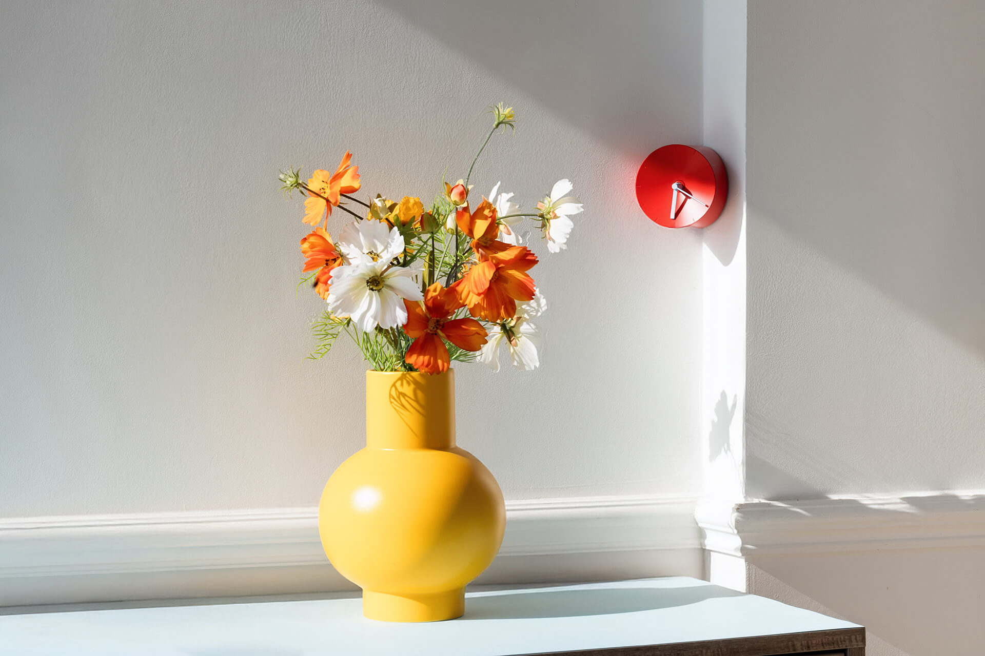Mosery
Corner Clock